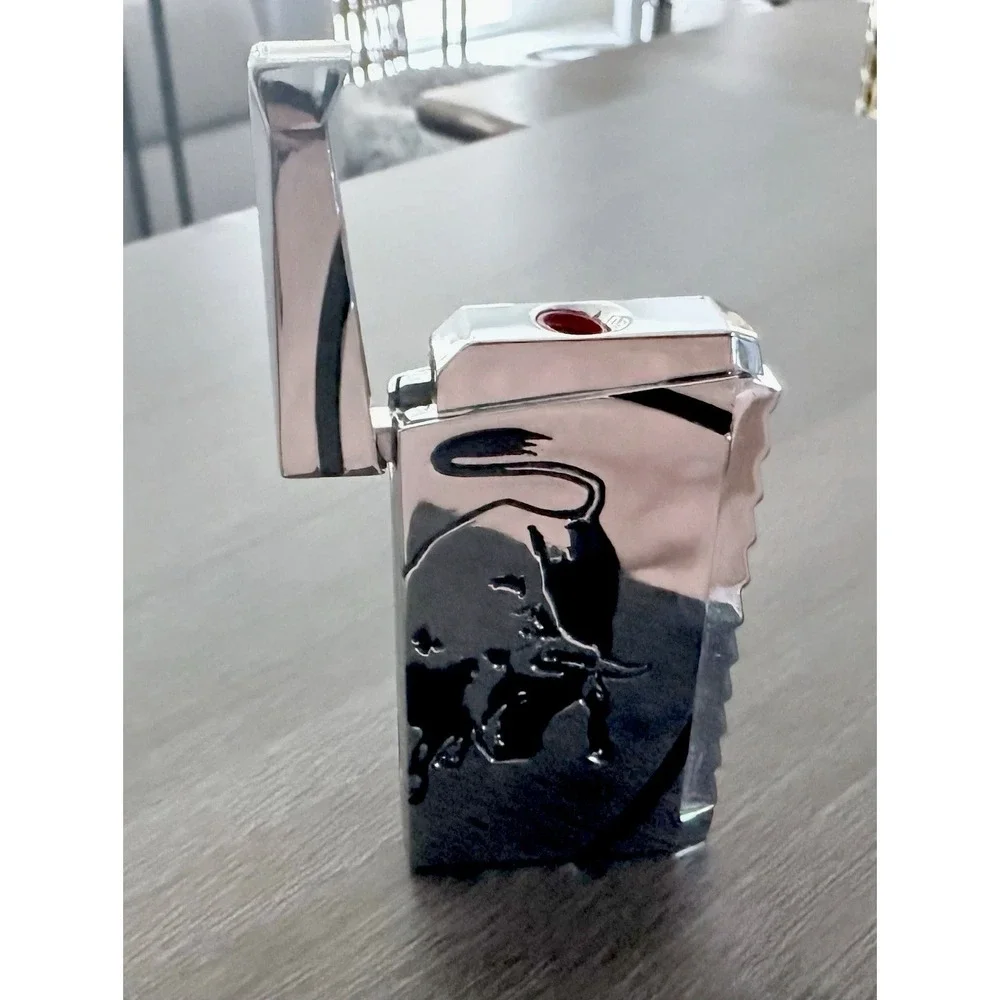 Lamborghini Il Toro Single Jet Butane Cigar Lighter - Black - New